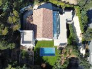 Maison avec piscine et terrasse