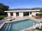 Maison avec piscine et terrasse