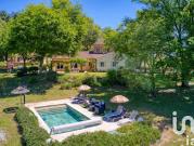 Maison avec piscine et terrasse