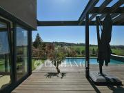 Maison avec piscine et terrasse