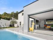 Maison avec piscine et terrasse