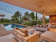 Maison avec piscine et terrasse