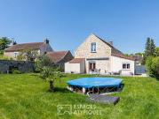 Maison avec piscine et terrasse