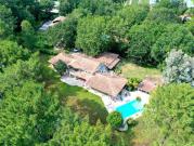 Maison avec piscine et terrasse