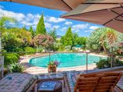 Maison avec piscine et terrasse
