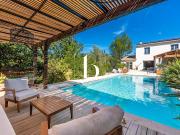 Maison avec piscine et terrasse