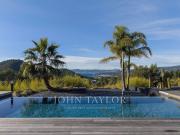 Maison avec piscine et terrasse