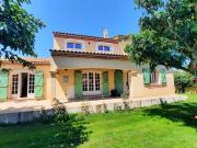 Maison avec piscine et terrasse