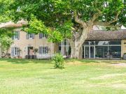 Maison avec piscine et terrasse