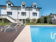 Maison avec piscine et terrasse