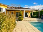 Maison avec piscine et terrasse