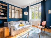 Maison avec piscine et terrasse