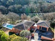 Maison avec piscine et terrasse