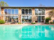 Maison avec piscine et terrasse