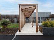 Maison avec piscine et terrasse