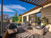Maison avec piscine et terrasse
