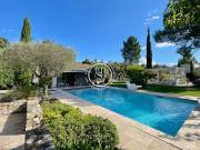 Maison avec piscine et terrasse