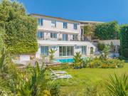 Maison avec piscine et terrasse