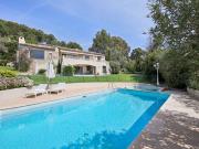 Maison avec piscine et terrasse