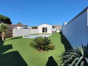 Maison avec piscine et terrasse