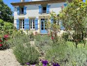 Maison avec piscine et jardin