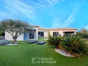 Maison avec piscine et terrasse