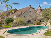Maison avec piscine et terrasse