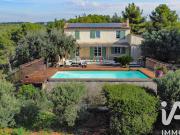 Maison avec piscine et terrasse