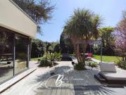 Maison avec piscine et terrasse