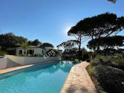 Maison avec piscine et terrasse