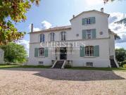 Maison avec piscine et terrasse