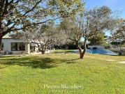 Maison avec piscine et terrasse