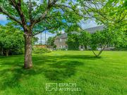 Maison avec piscine et terrasse