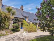 Maison avec piscine et terrasse