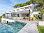 Maison avec piscine et jardin