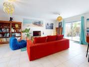 Maison avec piscine et terrasse