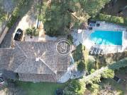 Maison avec piscine et terrasse