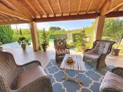 Maison avec piscine et terrasse