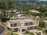 Maison avec piscine et terrasse