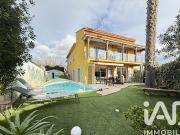 Maison avec piscine et terrasse