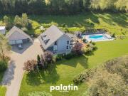 Maison avec piscine et terrasse