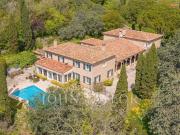 Maison avec piscine et terrasse