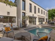 Maison avec piscine et terrasse