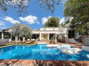 Maison avec piscine et terrasse