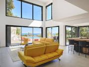 Maison avec piscine et terrasse