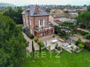 Maison avec piscine et terrasse