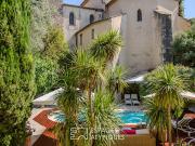 Maison avec piscine et terrasse