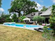 Maison avec piscine et terrasse