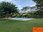 Maison avec piscine et terrasse