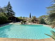 Maison avec piscine et terrasse